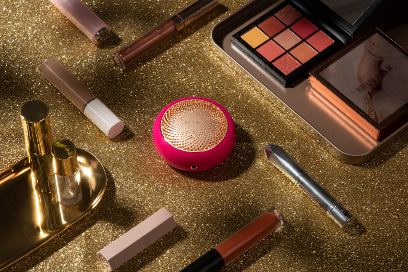 FOREO, Cildi Sağlıksız Beslenmenin Etkilerinden Arındırmaya Yardımcı Oluyor