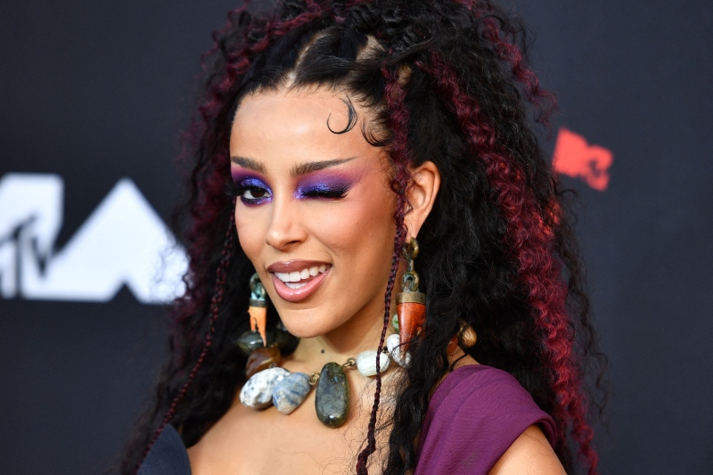 2021 MTV VMAs İlham Veren Güzellik Görünümleri