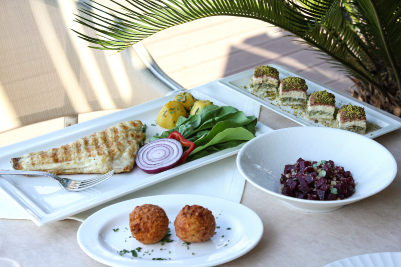 Del Mare’de Boğaza Karşı Siesta