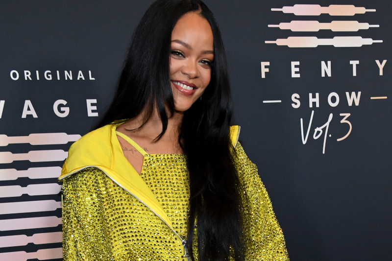 Rihanna’dan Bottega Veneta Stili