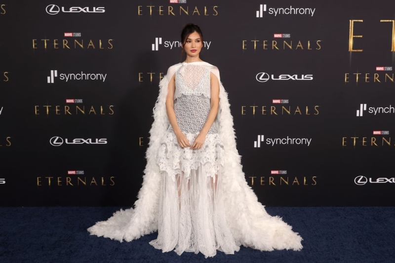 Gemma Chan’ın Minimalist French Manikürü Radarımızda