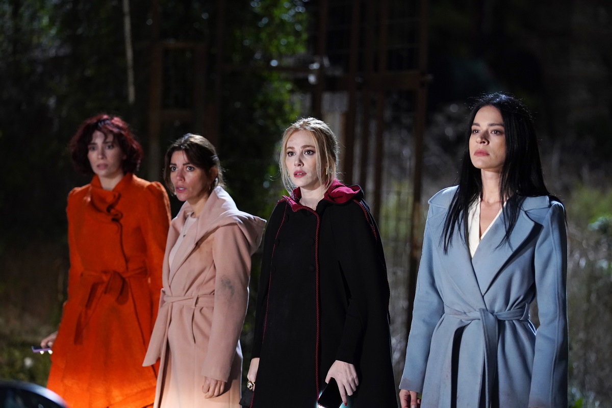 Porno Alina Sandratskaya 3D fantaziya porno multfilm