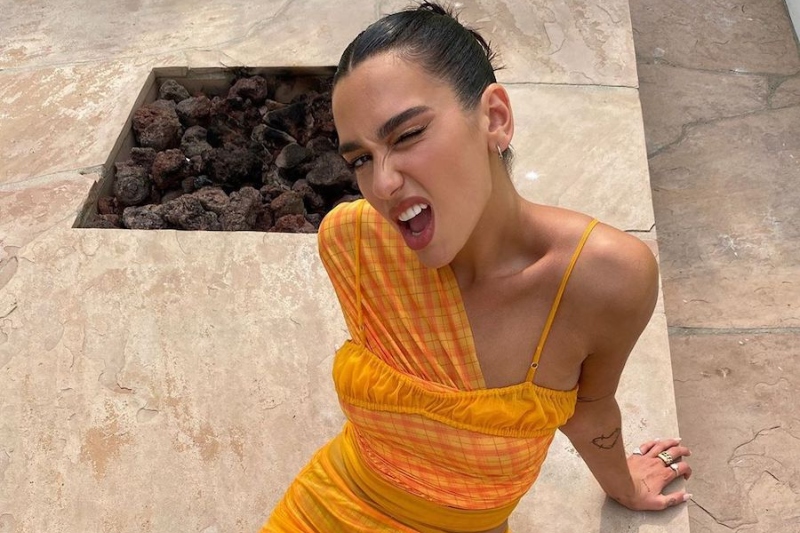 Dua Lipa Service95 Yaşam Platformunu Duyurdu