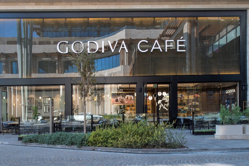 GODIVA’NIN YENİ MAĞAZASI İZMİR İSTİNYE PARK’TA AÇILDI