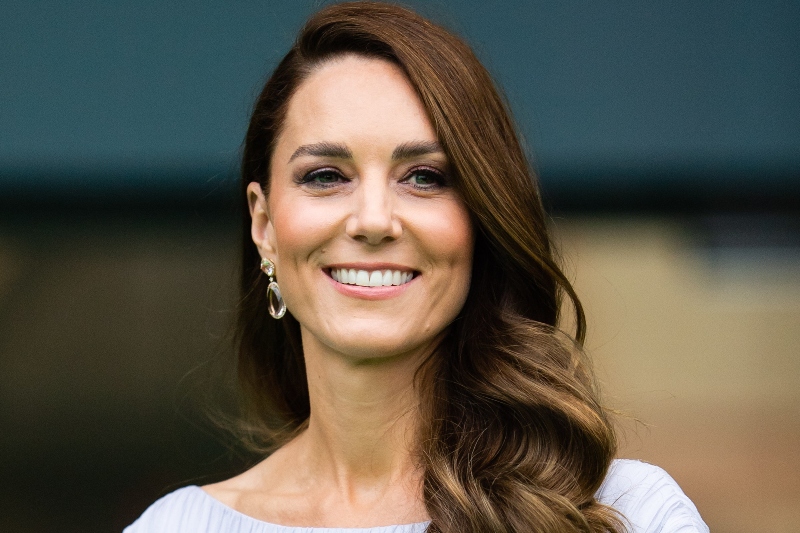 Kate Middleton’ın Kraliyet Kıyafet Kurallarına Aykırı Giyindiği 5 Görünüm