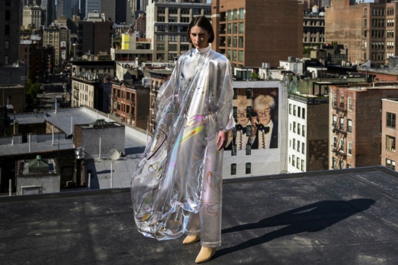 Moda Dünyasında Metaverse Çağı: Ünlü Markaların NFT Projeleri