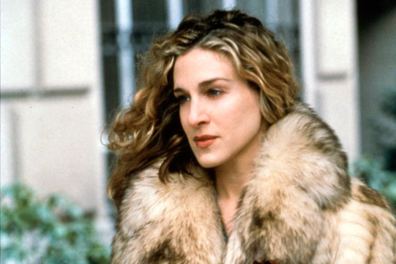 Carrie Bradshaw’ın Akıllara Kazınan 10 Sex And The City Görünümü