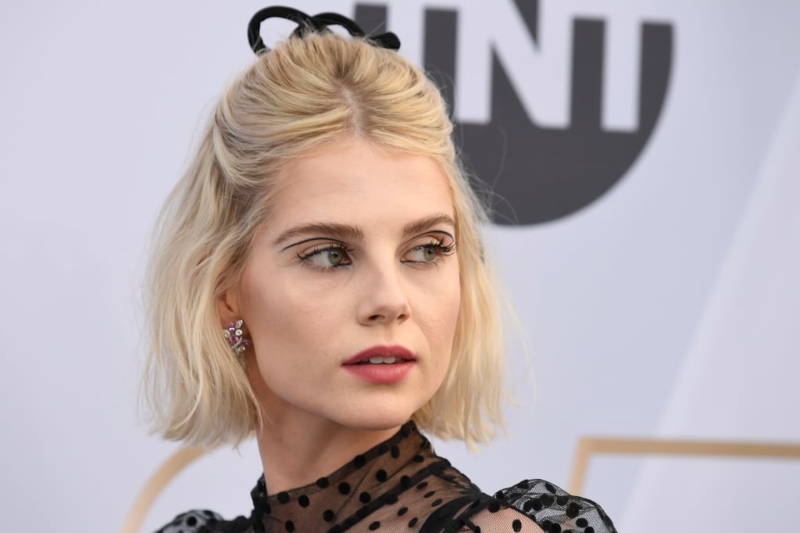 Pratik ve Havalı 30 Yarım Toplu Saç Modeli