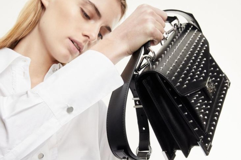 The Kooples Emily Black Edition Çanta Kapsülünü Sunar