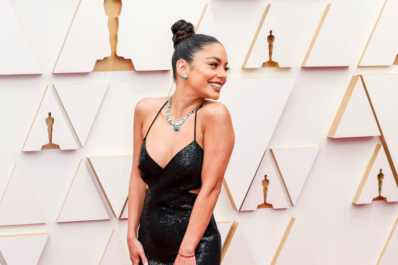 Kusursuz Işıltıyı Yaratabileceğiniz Bronzlaştırıcı Ürünler