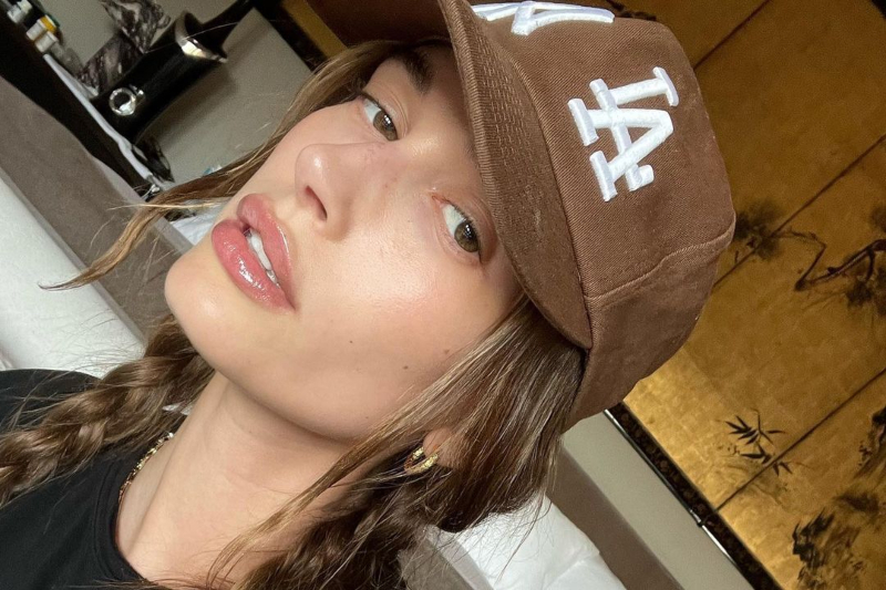 Nostaljik ve Pratik: Örgü Saç Modelleri