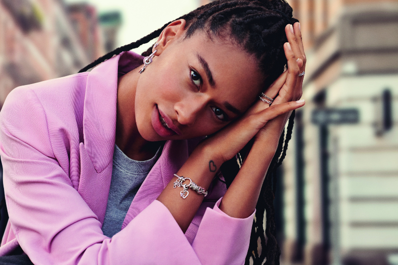 Pandora İle Kendi Hikayeni Anlat!