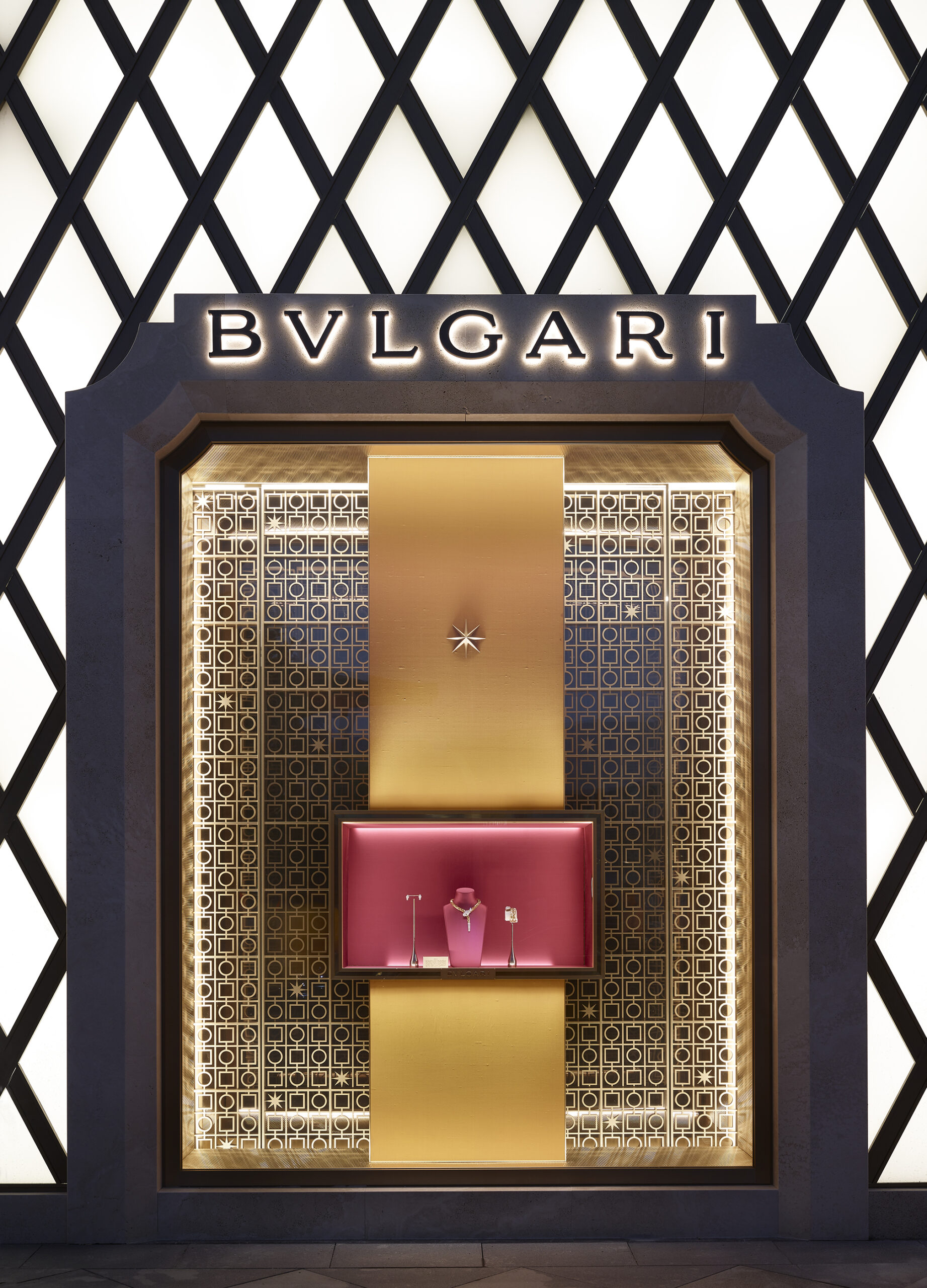 Lüks Mücevher Markası Bulgari İstinyepark’ta!