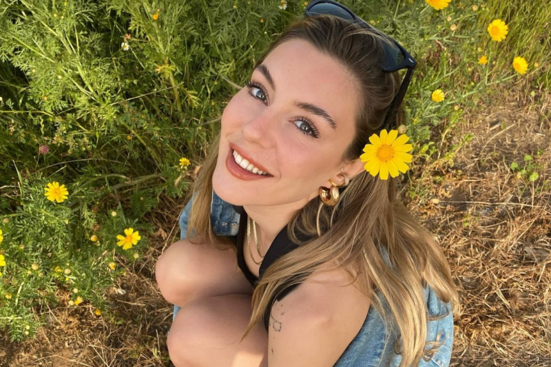 Ege Kökenli ile Yeni Yıl Dileklerini Konuştuk