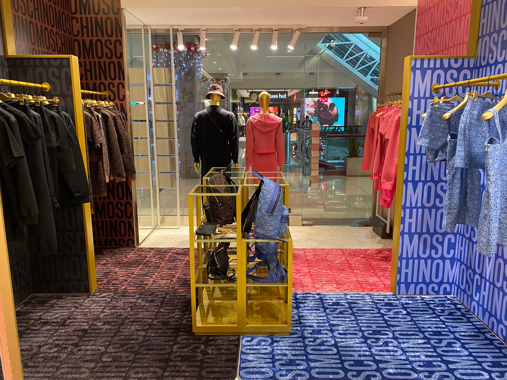 Moschino Logo Koleksiyonu Türkiye’de Yalnızca In-Formal İstinyepark’ta