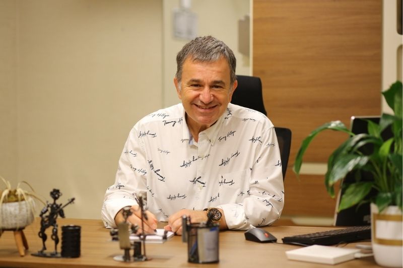 Ünlü Onkolog Tayfun Hancılar yeni kitabını çıkardı