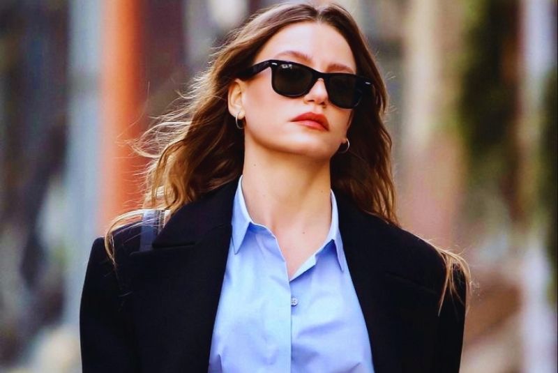 Aile Dizisindeki Serenay Sarıkaya’nın Devin Karakteri ile İlham Veren Stili