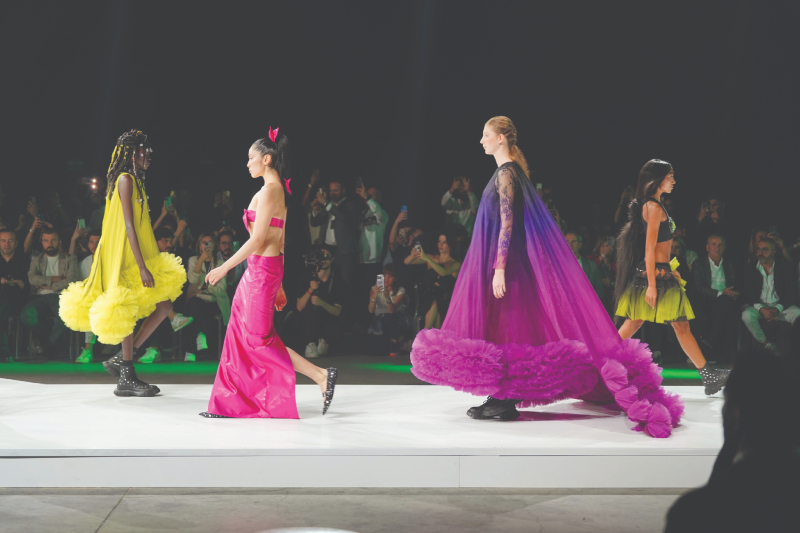 Profesyonel güzelliğin geleceğine atılan imza