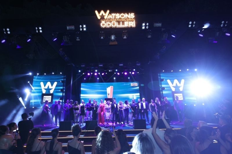 Güzellik ve kişisel bakımın en iyileri 9. Watsons Güzellik ve Kişisel Bakım Ödülleri’nde sahiplerini buldu!