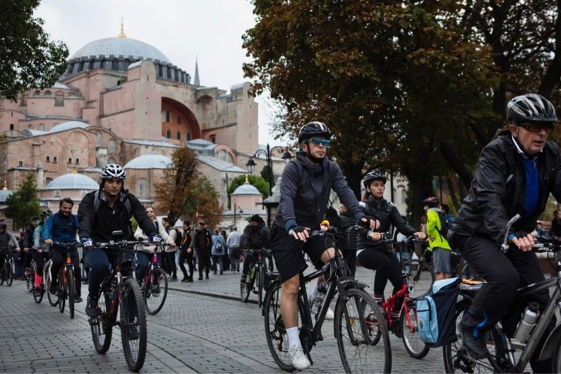 İstanbul’un güzel rotalarında spor yapmak bir tık uzağınızda