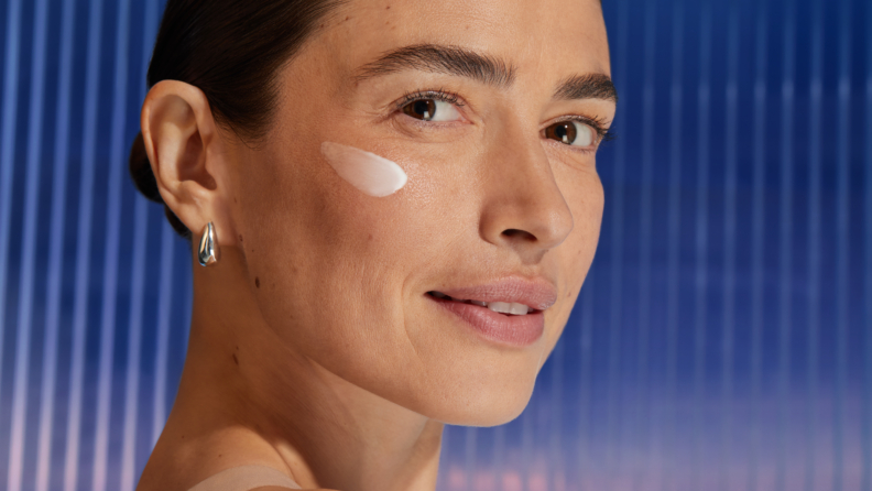 Zamanın izlerini tersine çevirin: NIVEA Cellular Epigenetics Serum