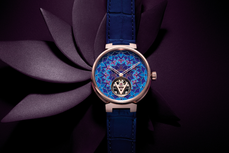 Louis Vuitton, sınırlı sayıda üretilen Tambour Moon Flying Tourbillon’u sunuyor