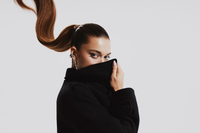 DeFacto ve Afra Saraçoğlu ile kışa merhaba