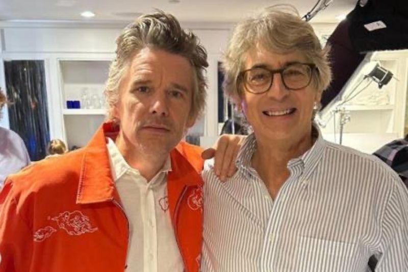 Ethan Hawke, Yona Kohen tasarımı ile dikkat çekti