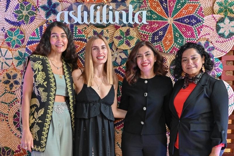 Skinceuticals, tasarımcı Aslı Filinta iş birliği ile Hatay’daki kadınların kalkınmasını güçlendiriyor: Hatay’ın Cimem geleneğini yeniden canlandırıyor!