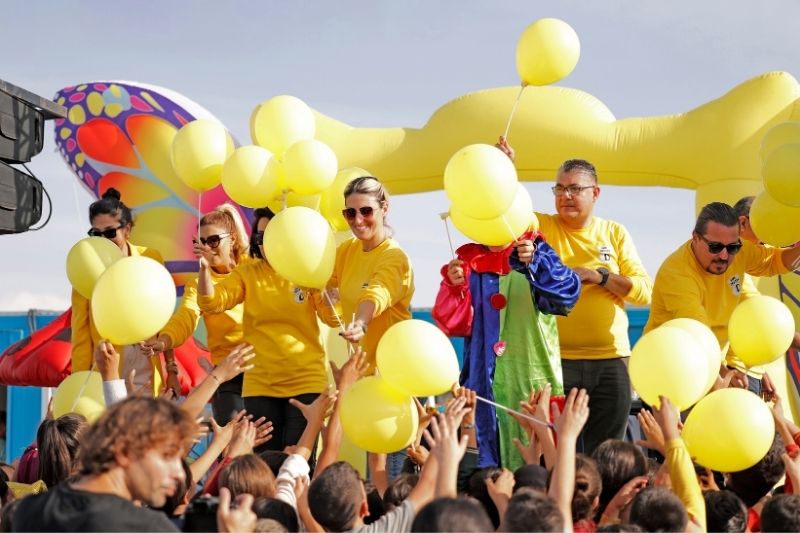 Depremzede çocuklara Sarı Destek