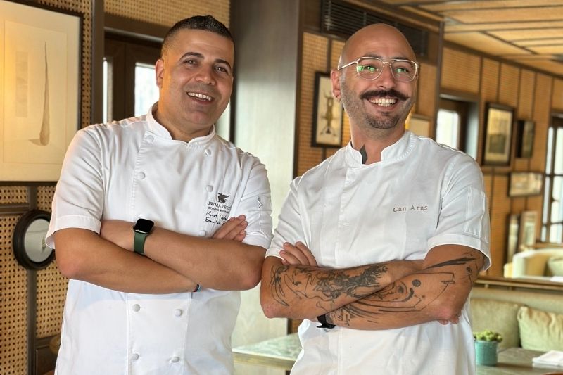 Mutfağın yıldızlarından heyecan verici iş birliği: Octo ve Amavi Alaçatı bir araya geliyor! 