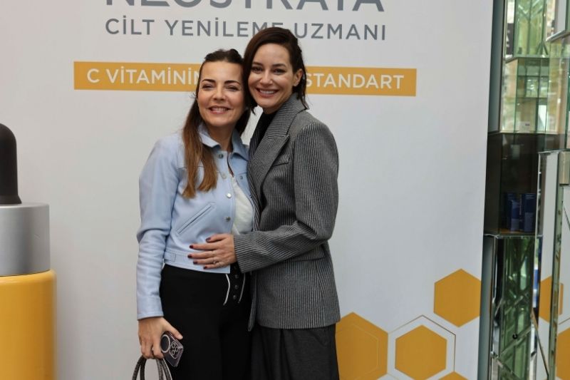 Neostrata, Enlighten serisinin yeni üyesi 15 % C Vitamini + PHA Serum lansmanını Melissima’da gerçekleştirdi