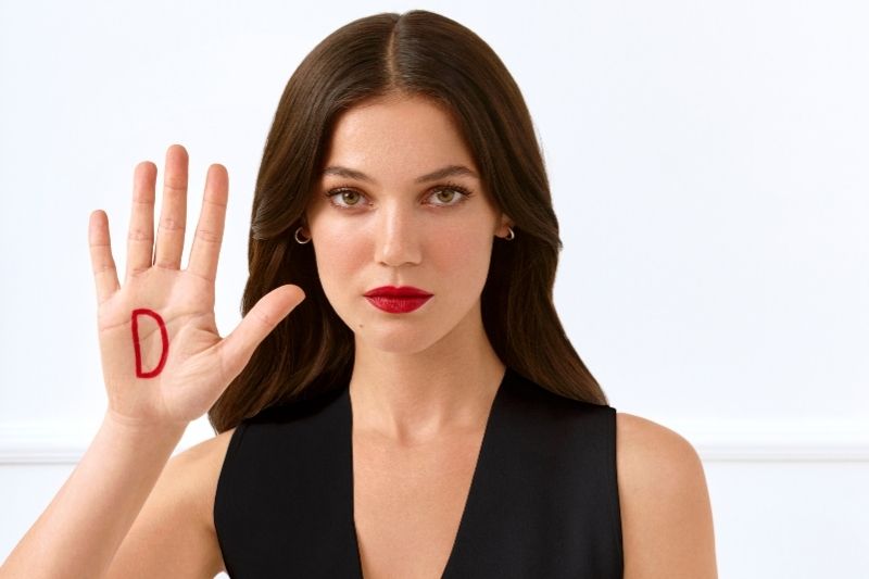 L’Oréal Paris ve Pınar Deniz’den sokak tacizine karşı hep birlikte durma çağrısı