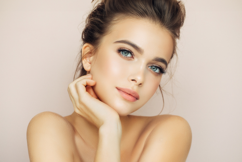 Daha keskin ve hacimli dudaklar