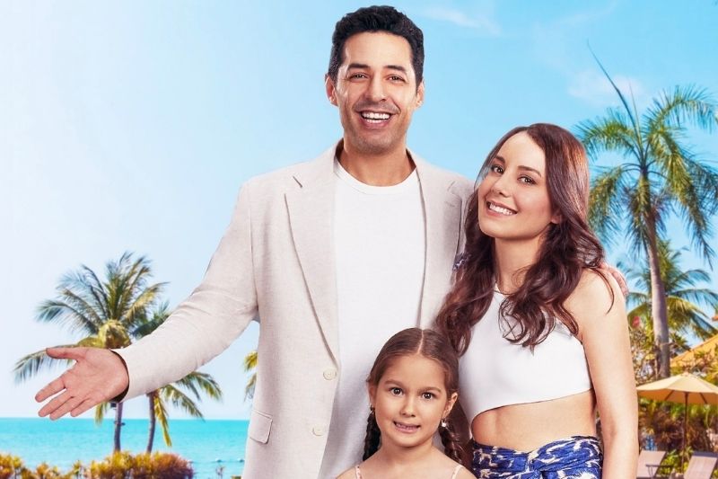 Mert Fırat, TatilBudur ile seyahat planlarının yüzü olmaya devam ediyor