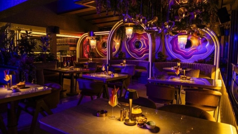 Beyoğlu’na yeni bir tat: N’ewet Grill, Lounge & Roof Bar açıldı