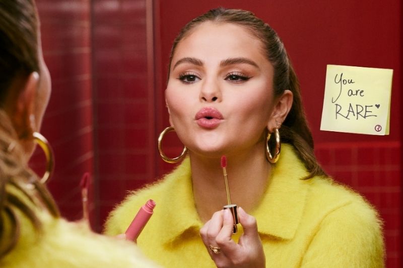 Sephora ilk kez global bir marka konumlamasi sahipleniyor: “We belong to something beautiful”