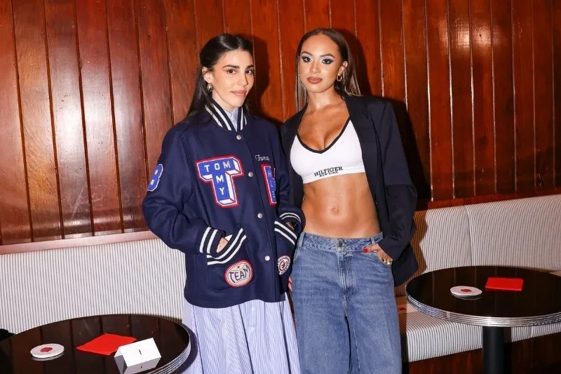 Tommy Hilfiger Sonbahar-Kış 24 defilesini “bir New York anı” temasıyla gerçekleştirdi