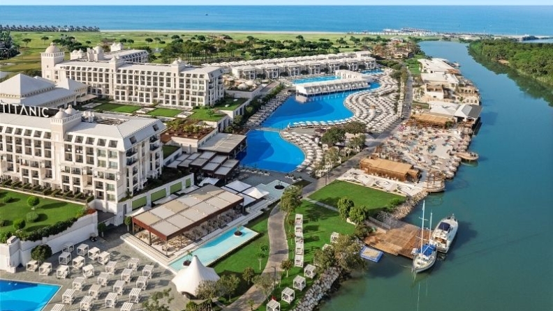 Doğanın uyanışına Antalya’da Titanic Hotels’de şahit olun