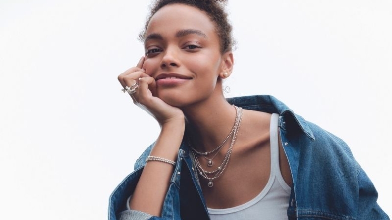 Pandora’nın zamansız zarafeti doğanın uyanışıyla buluşuyor