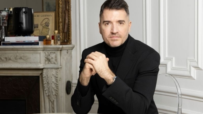 Duyuların simyasının simgesi 