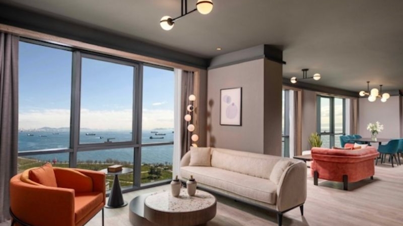 Mövenpick Hotel İstanbul Marmara Sea; büyüleyici manzarası ile İstanbul’un kalbinde kapılarını açtı