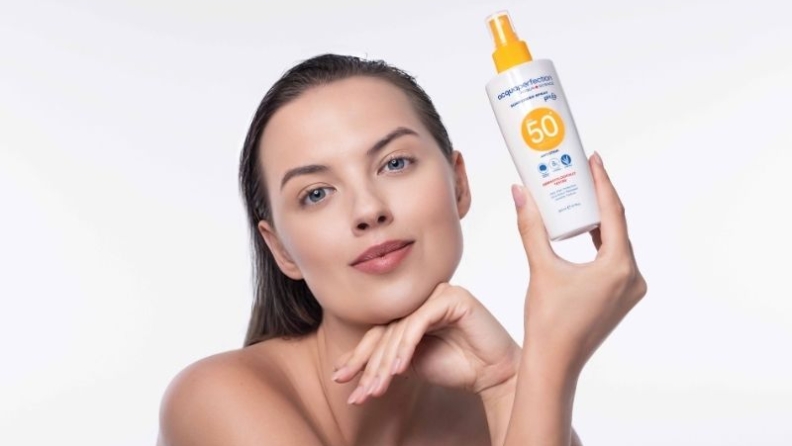 Acqua Perfection SPF 50 Güneş Koruyucu Sprey ile yaza siper alın!