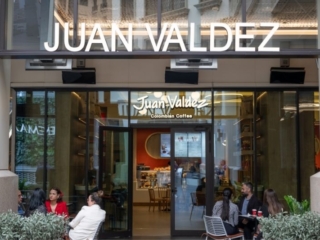 Benzersiz kahve deneyiminin yeni durağı: Juan Valdez’in yeni şubesi Emaar Square Mall’da açıldı