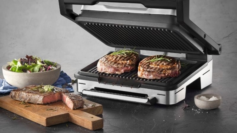 Mutfağının şefi olan babalara WMF’ten hediye alternatifleri