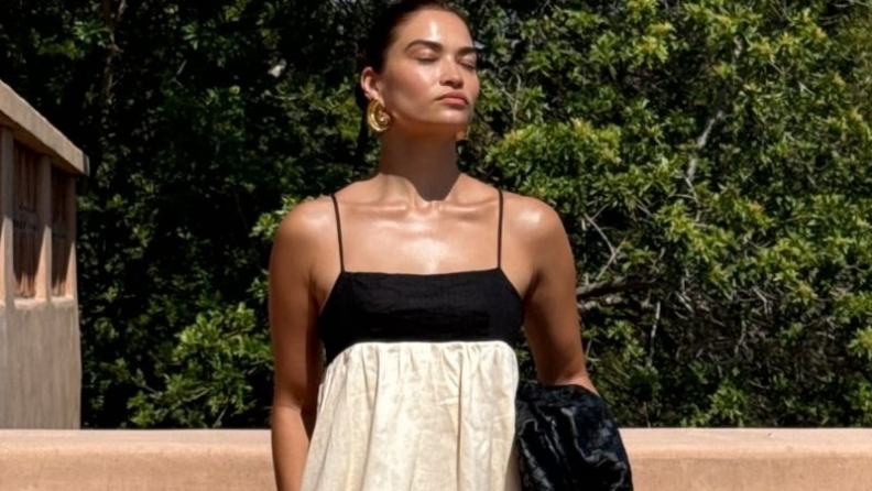 Cildinizdeki yağlanma ve parlamanın önüne nasıl geçebilirsiniz?