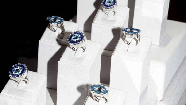 Sanatçı Esra Gülmen ve Atasay’dan özel koleksiyon: “Say Maşallah’