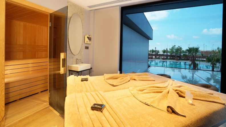 Sevgililer Günü’nü Şile Gönen Hotel’de Bora Öztoprak’ın aşk şarkılarıyla karşılayın