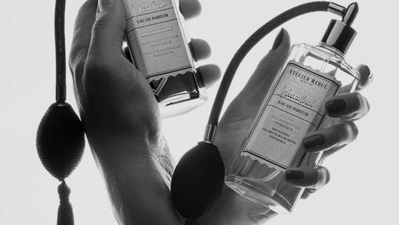 Atelier Rebul Sevgililer Günü’ne özel “Share with Love” temasıyla aşkı zamansız bir deneyime dönüştürüyor