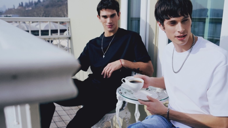 AtolyeWolf x DeFacto aksesuarlarıyla hayata renk katın